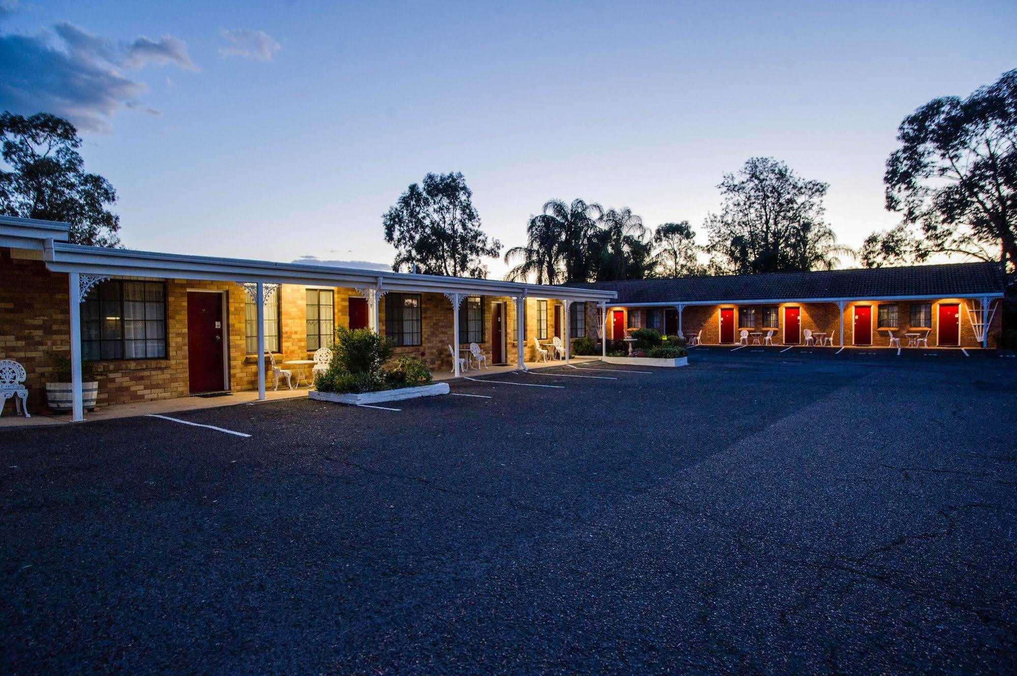 Colonial Motor Lodge Scone Exterior photo